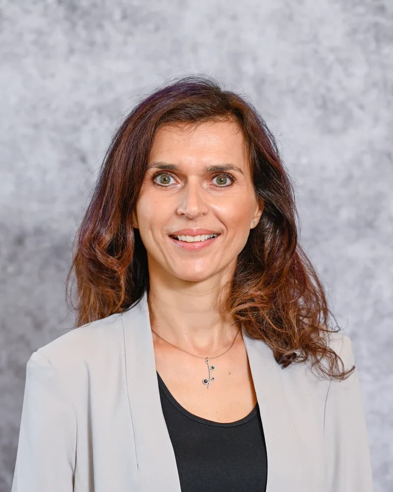 Photo of Dr. Lina Battestilli