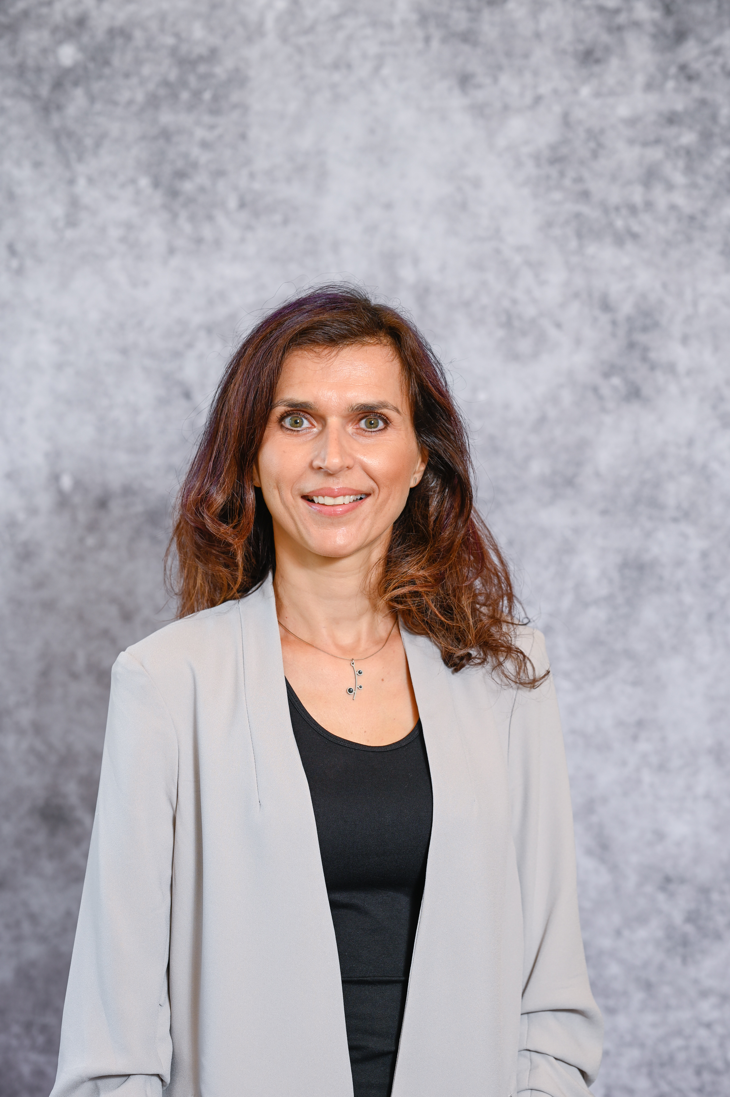 Photo of Dr. Lina Battestilli